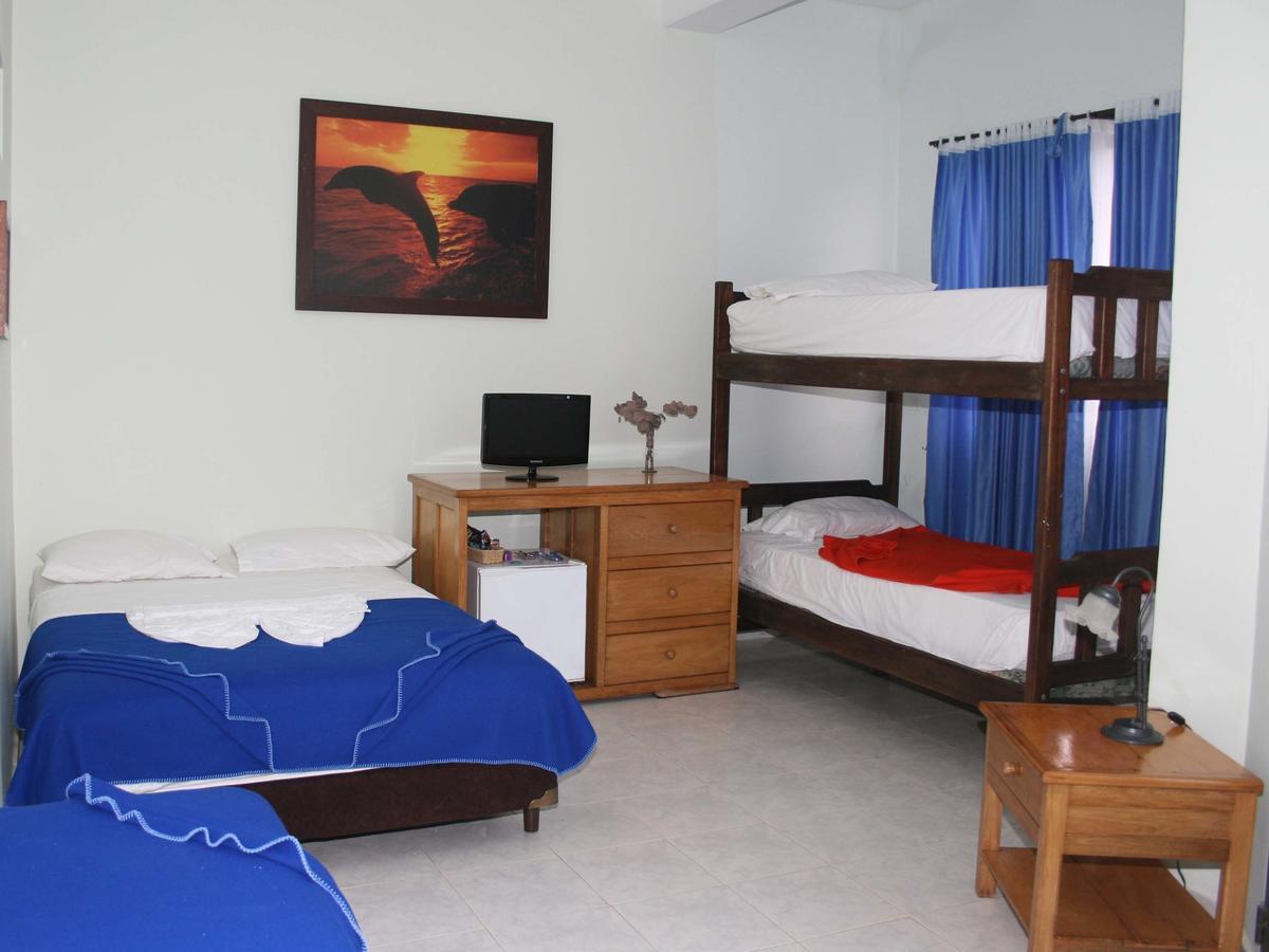 Hotel Punta De Aguila Некоклі Екстер'єр фото